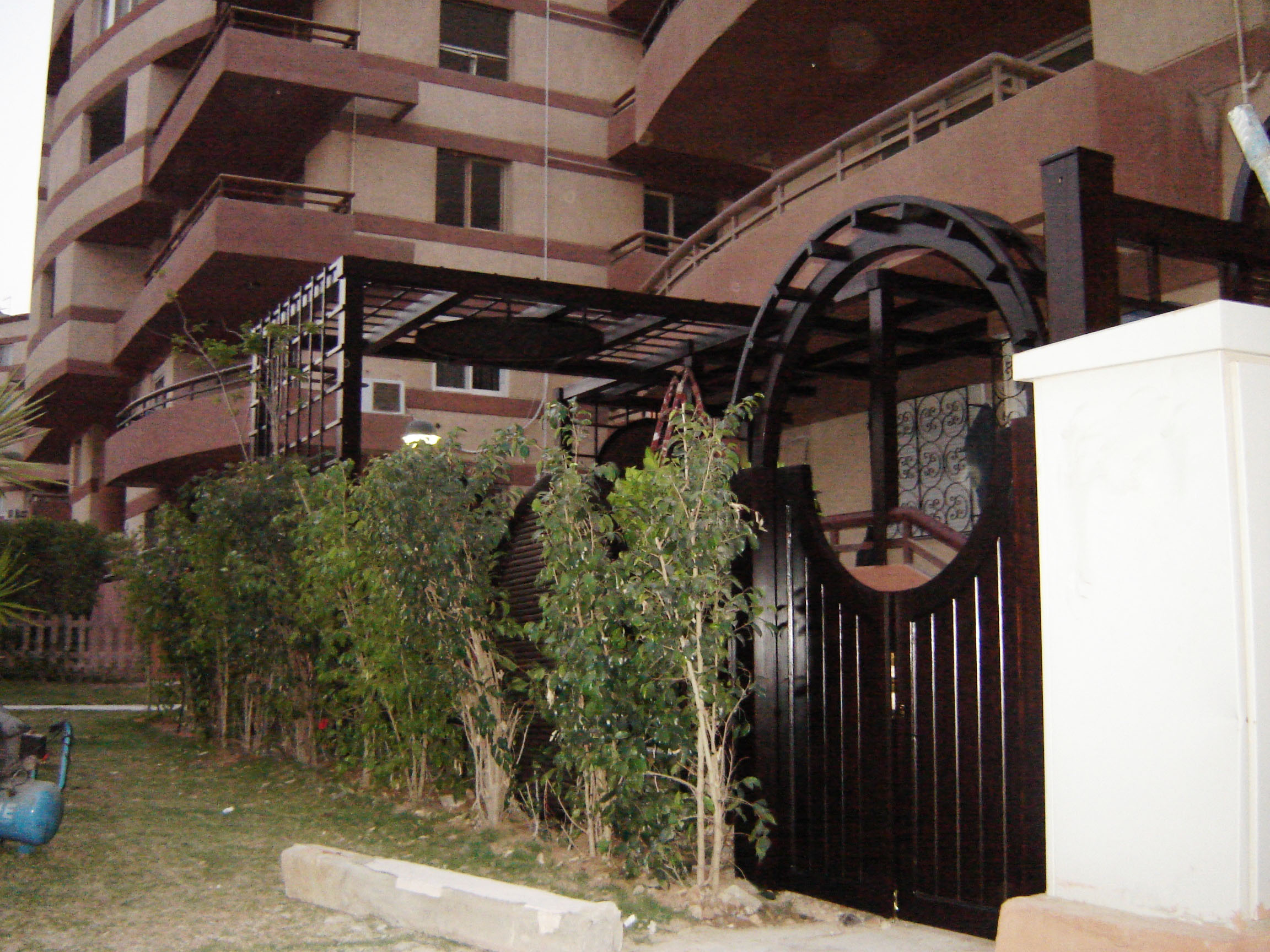 OUT-PE-007 - Image 2